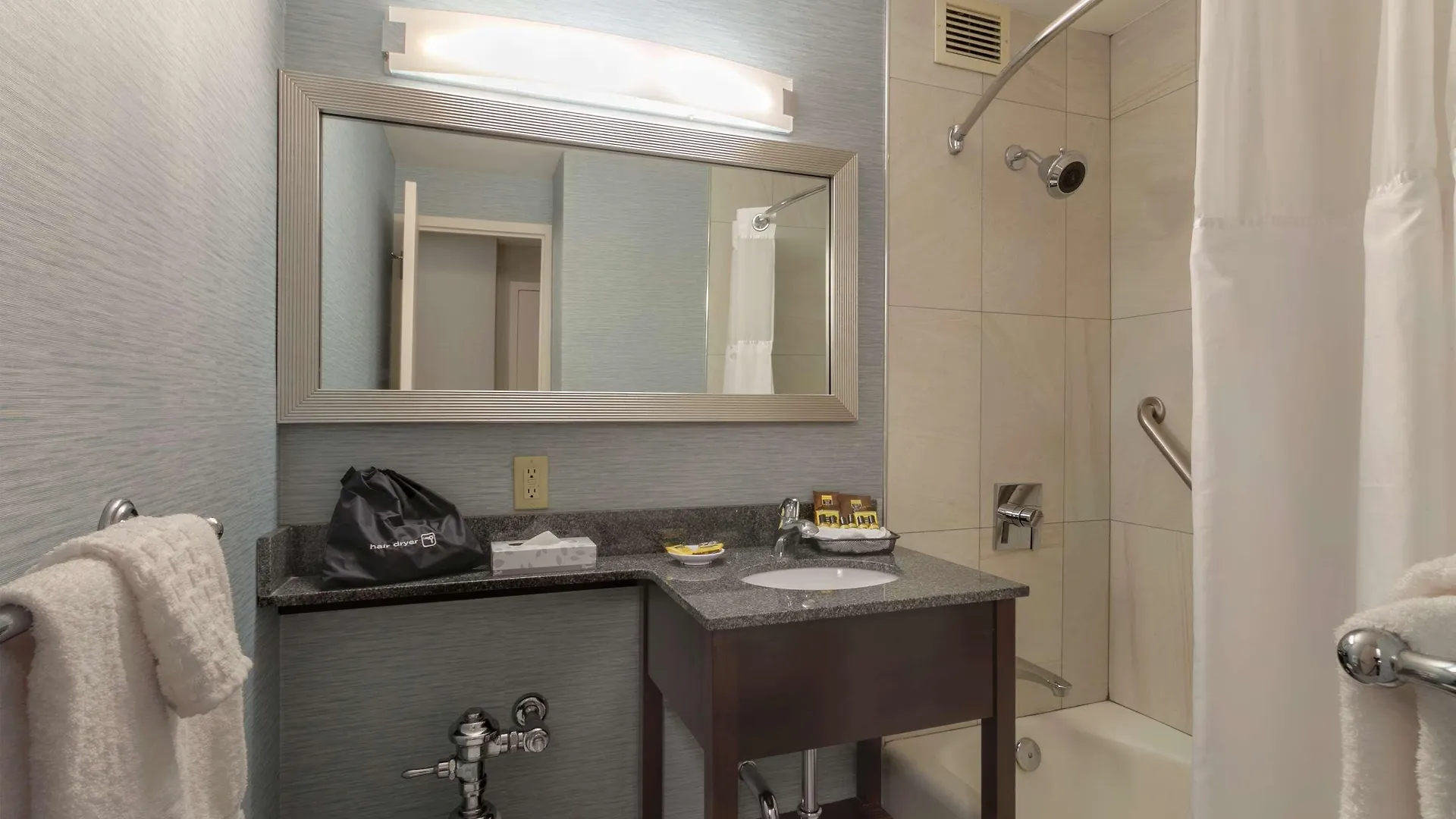 Robert Treat Hotel Newark 3*,